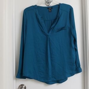 Teal H&M blouse